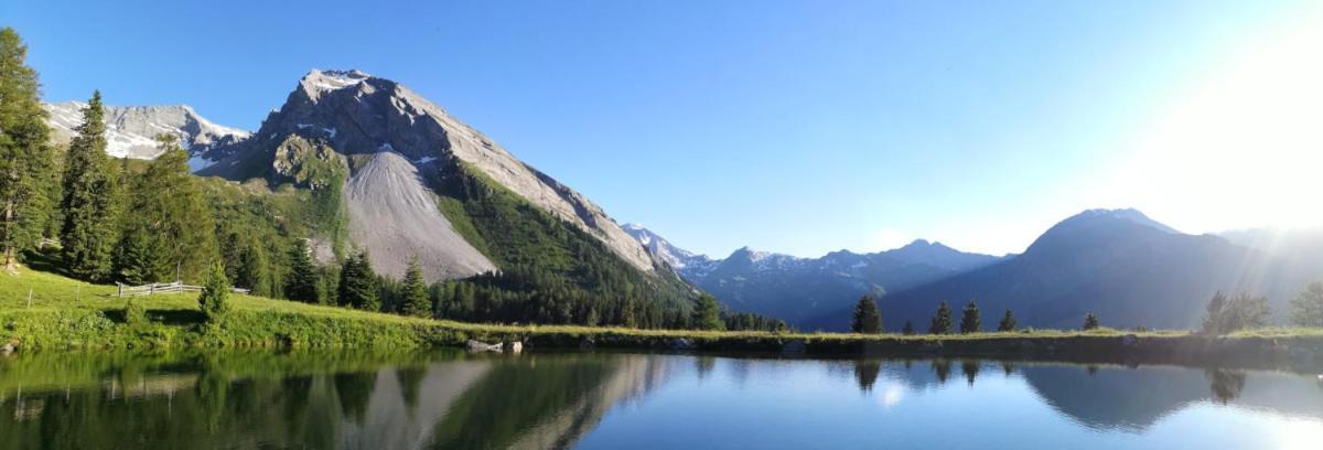 Ferienwohnung Alpenheim トゥクス エクステリア 写真