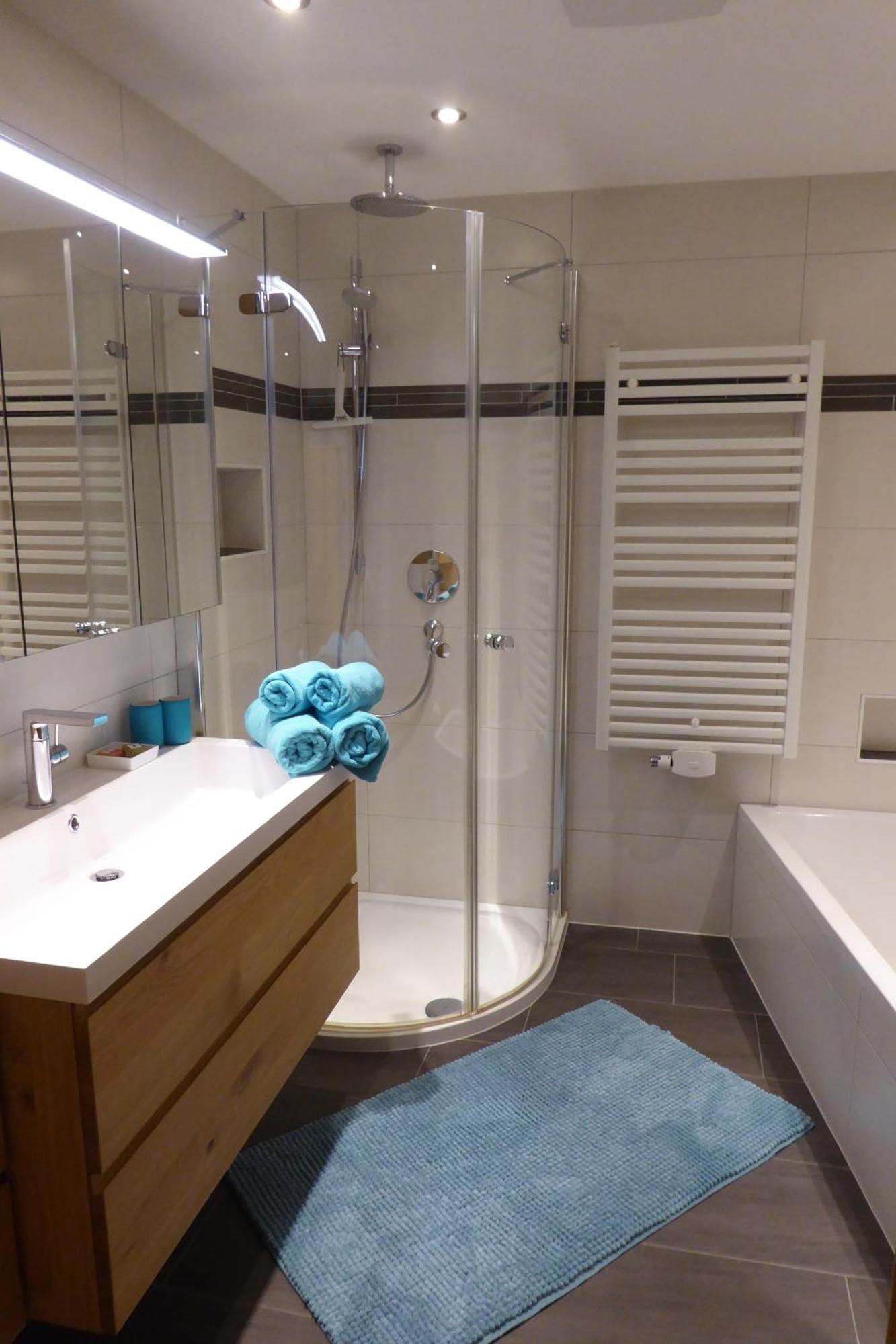 Ferienwohnung Alpenheim トゥクス 部屋 写真
